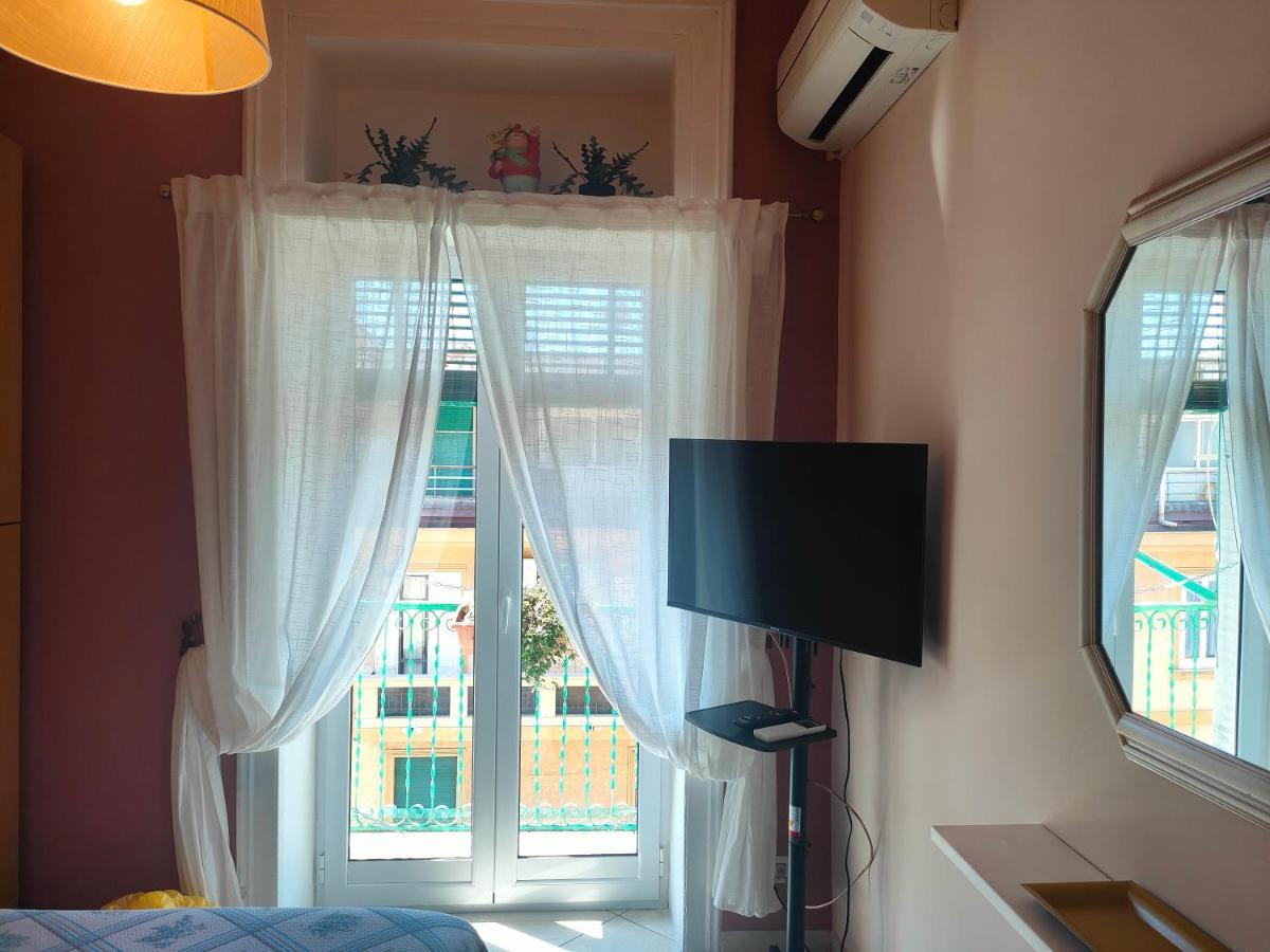Madda'S Apartament Napels Buitenkant foto